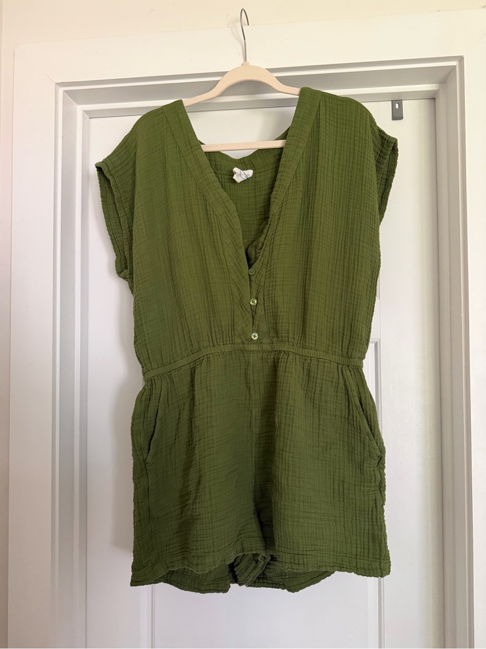 Loft Beach Olive Green Women’s V-Neck Button Romper